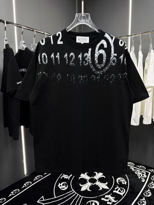 メゾンマルジェラ定番人気物コピー半袖Tシャツコットンブラック柔らかい花柄春夏刺繍