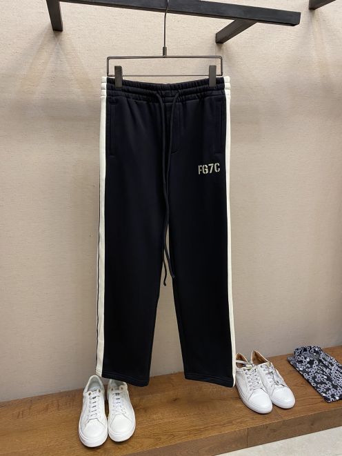 数量限定爆買い フィアオブゴッド ハーフパンツスーパーコピー 純綿 カジュアルパンツ ブラック