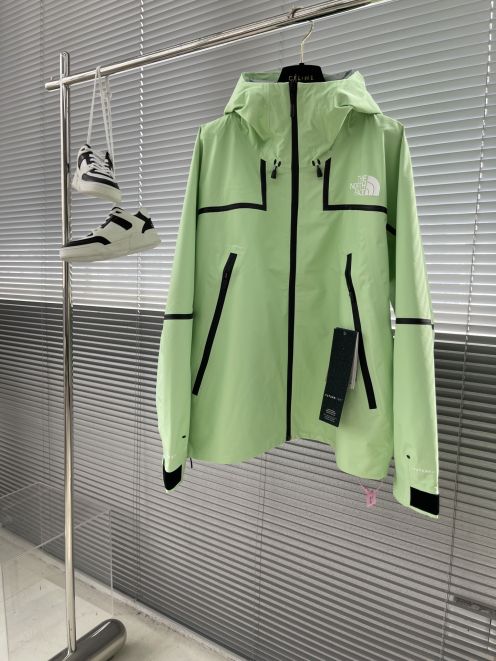 TNFザノースフェイス インナーダウンスーパーコピー 防水 防風 アウター トップス ストームジャケット  フード付き アウトドア運動 ファッション グリーン
