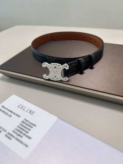 セリーヌ 素材激安通販 牛革 パンチング レディース  レザー 人気 調整可 シルバーバックル 人気品 ブラック