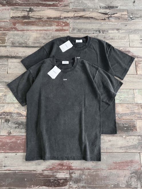 有名人 愛用品オフホワイト 英語　ｔシャツ偽物 2024年春夏 新作