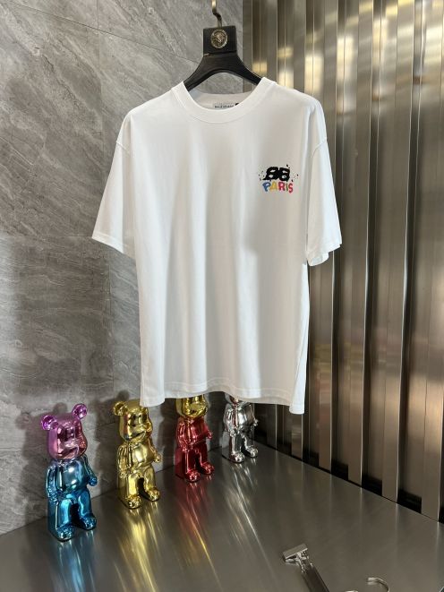 品質保証 定番 着心地が良いバレンシアガ ウェア tシャツ偽物