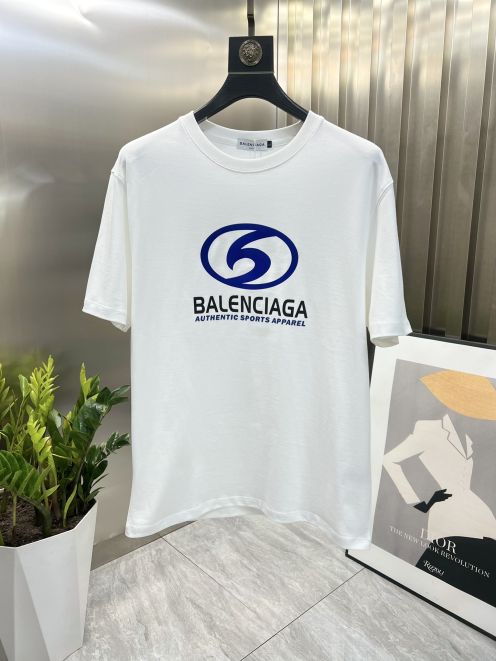 数量限定 得価 バレンシアガ  usa  tシャツn級品 2024年春夏の新作  肌触りの良い 快適 素材