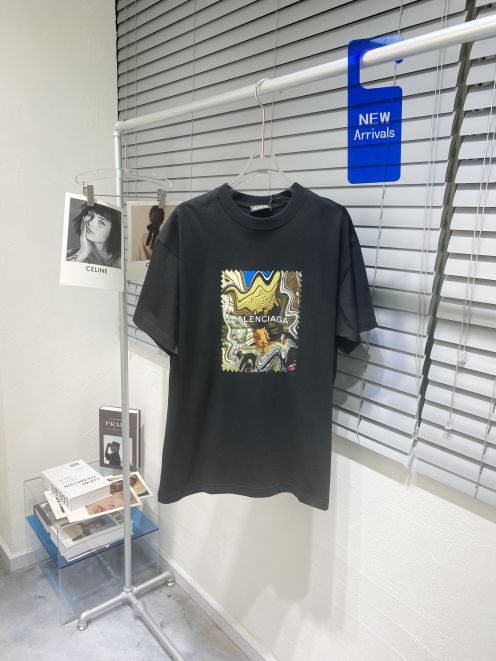 新作入荷 格安 バレンシアガ 　tシャツ 　サイズ感n級品　男女兼用　通気性　
