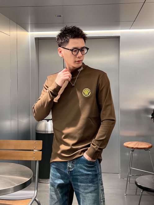 VERSACE 激安大特価最新作の ヴェルサーチェ tシャツコピー 長袖 トップス 純綿 シンプル 人気 ブラウン