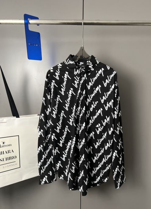 品質保証 低価  サイズ感 バレンシアガtシャツ偽物　ゆったり　シルエット