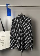 品質保証 低価  サイズ感 バレンシアガtシャツ偽物　ゆったり　シルエット