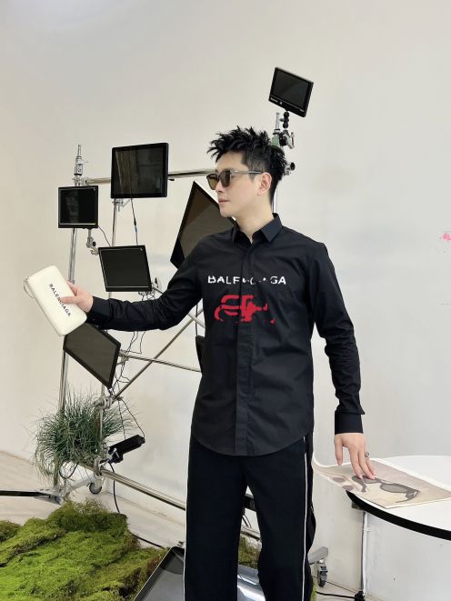 超激得新品 バレンシアガ カッターシャツｎ級品 トップス シャツ 長袖 ビジネス メンズ 通気性いい 柔らかい 2色可選 ブラック