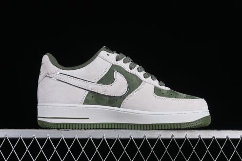 存在感のあるシュプリームnikeスニーカーn級品　NikeとSupreme　履き心地