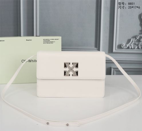 OFFWHITEオフホワイト サコッシュ激安通販人気販売 斜めがけバッグ シンプル 軽量 バッグ レディース ホワイト