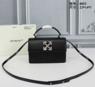 OFFWHITEオフホワイト鞄コピー 2024新登場の バッグ 防水 斜めがけバッグ ファッション 女性 ブラック