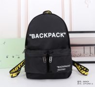 OFFWHITEオフホワイト クロスボディバッグコピー バックバッグ 大容量 通学 通勤 シンプル ブラック