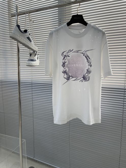 2024新登場の ジバンシィ セットアップスーパーコピー 純綿 トップス 短袖Tシャツ Tシャツ ホワイト