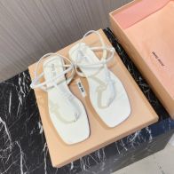 レディース miumiu 靴激安通販 ス サンダル レザー 夏シューズ レディース 美脚 歩きやすい ホワイト