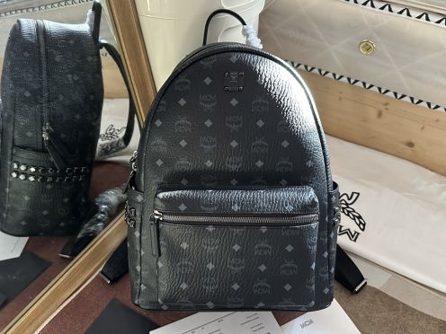 mcm トート偽物 バックバッグ 牛革 カジュアル 旅行 レザー 大人気 ファッション ブラック
