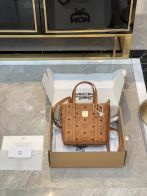 HOT品質保証 mcm ラッピング偽物 ミニバッグ 斜め掛け ファッション 持ちバッグ 牛革 通勤 調整可 ブラウン