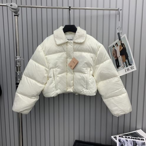 ミュウミュウダウンジャケットＮ級品 アウター 暖かい 柔らかい ハイネック ショット 可愛い シンプル ホワイト