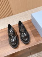 PRADAプラダの靴が欲しいの激安通販 モカシン ローファー 歩きやすい 牛革 シンプル 軽量 ブラック