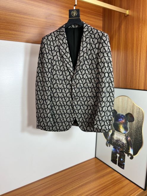 valentino ヴァレンティノレディース服Ｎ級品 ビジネス スーツ トップス 1点 アウター ジャケット グレイ