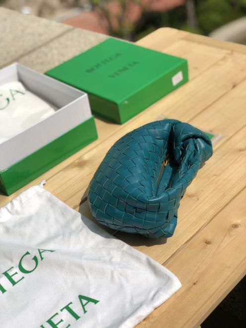 bottega venetaボッテガ バッグ カバ激安通販 ミニバッグ 編みバッグ 持ちバッグ 新商品 優雅 シンプル 人気 瑠璃色 