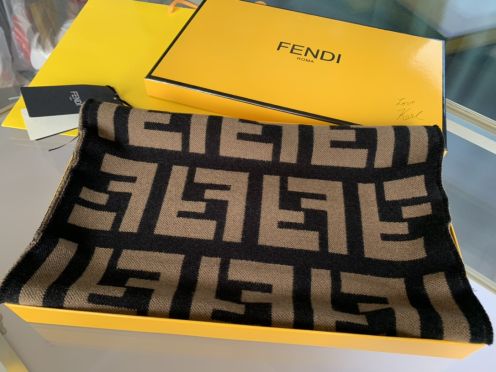 フェンディスカーフ巻き方激安通販 スカーフ 暖かい レディース 冬品 ファッション ウール製 シンプル ブラウン