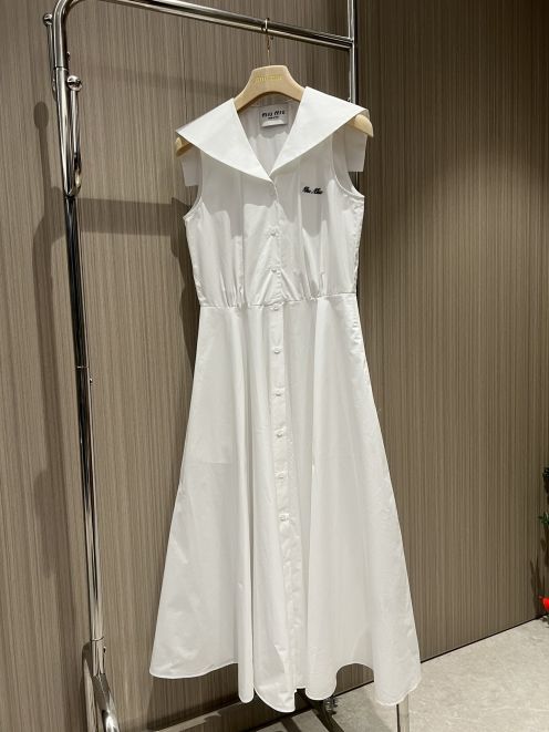 みゅう服どこスーパーコピー ワンピース 柔らかい 無袖 スカート レディース 可愛い風 刺繍 袖フレアワンピース 2色可選 ホワイト