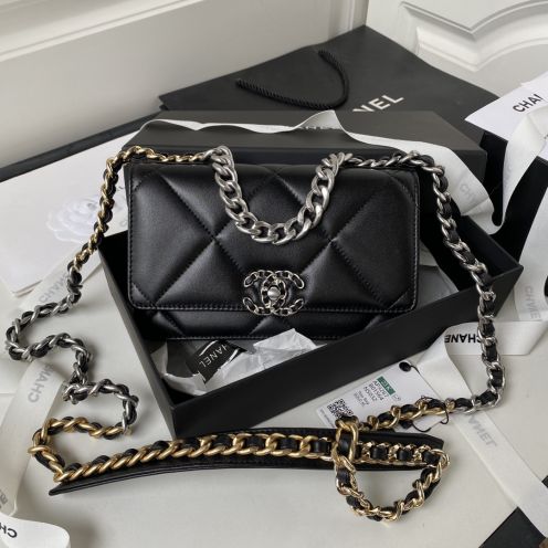 シャネル CHANEL限定 スーパーコピー バッグ レザー ブラック 軽量 ショルダーバッグ 人気　