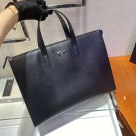 プラダ バッグ 素材偽物  ブリーフケース 持ちバッグ ビジネス シンプル トートバッグ メンズ ブラック