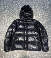 バーバリー ダウン ジャケット偽物 トップス フード付き 保温 軽量 男女兼用 ファッション 人気品 ブラック