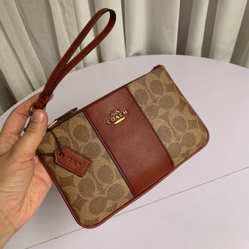 コーチ バッグ エナメル激安通販 花柄 財布 持ちバッグ 一つ折り フェニックス 小銭入れ 革製 レディース ブラウン