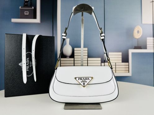 プラダカバン激安通販 持ちバッグ トートバッグ シンプル 肩掛けバッグ  実用 人気品 大容量 ホワイト