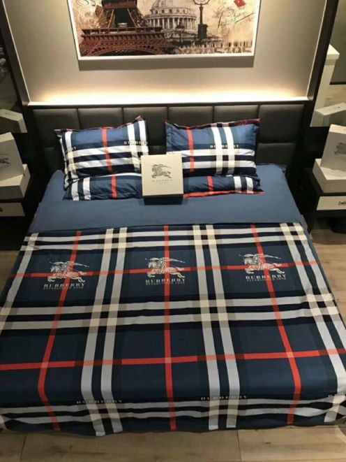 BURBERRY布団カバースーパーコピー 4点セット 掛け布団カバー ベッドカバー 枕カバー カバーセット 格子模様 ブルー