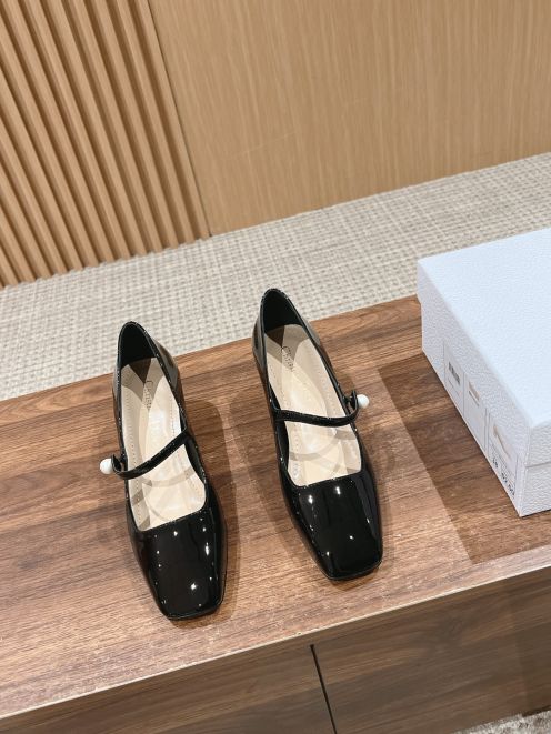 ディオール メッシュ シューズ偽物 シンプル シューズ パンプス レディース 人気 歩きやすい ファッション マリオ ブラック