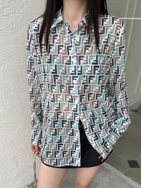 お値打ち価格 フェンディ シャツコピー 日焼け止め服 トップス 長袖シャツ 花柄 プリント シルク グレイ