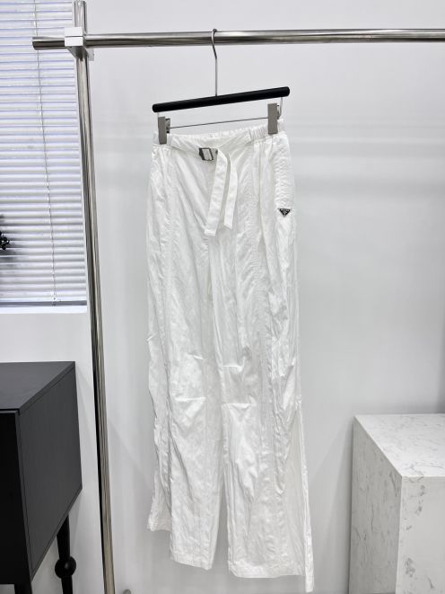 prada ナイロン パンツ偽物 カジュアルパンツ 人気 ズボン HOT服 夏 軽量 ホワイト