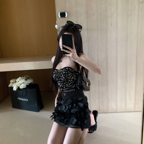 人気新作 prada スカート偽物 花飾り 手作り セクシー レディース 優雅 ショットスカート ブラック