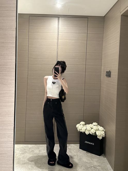 prada t シャツコピー トップス 無袖 キャミソール ジレー ダイヤモンド飾り 新作 レディース ホワイト
