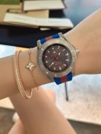 人気 定番 低価 GUCCI 時計コピー 洗練されたラインデザイン