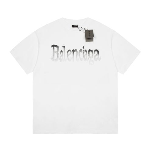 【入手困難】格好良いバレンシアガ メンズ tシャツ 偽物 柔らかなコットン素材 トレンド感 柔らかなコットン素材 トレンド感