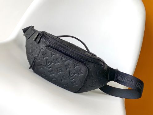 新作入荷格安 おすすめルイヴィトン バッグ偽物M47058 ラッシュ ウエストバッグ
