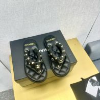 人気アイテムレディースシャネル サンダル 偽物 特注の編み紐 羊革のインソール