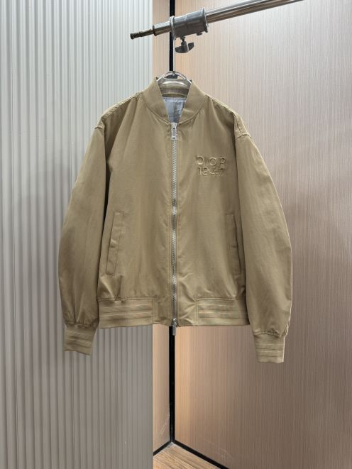 オシャレにお得100%新品ディオール ナイロンジャケットスーパーコピースタイリッシュなシルエット