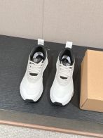激安 上品人気ロエベスニーカーコピーコラボレーション 軽量で通気性抜群