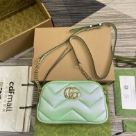【今期の売れ筋アイテム】メンズ グッチカバンスーパーコピー447632 Marmontシリーズ GGメタルバックル