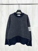 お得品‼オンライン限定 トムブラウン ニットスーパーコピー 柔軟 トップス 暖かい ブラック