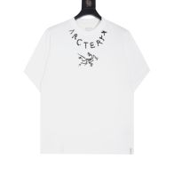 人気 アークテリクス コーマック クルー ネック ls t シャツ偽物 短袖 純綿 トップス ロゴプリント ホワイト