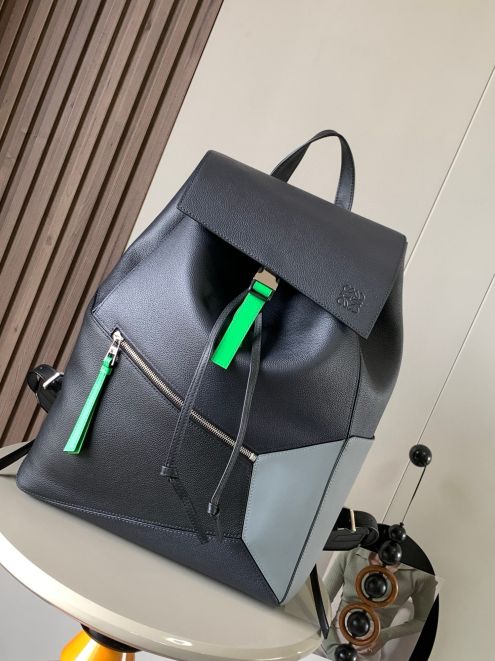 ロエベ ミニ バッグコピー バックバッグ 大容量 旅行バッグ 牛革 レザー 出張用 9031 ブラック