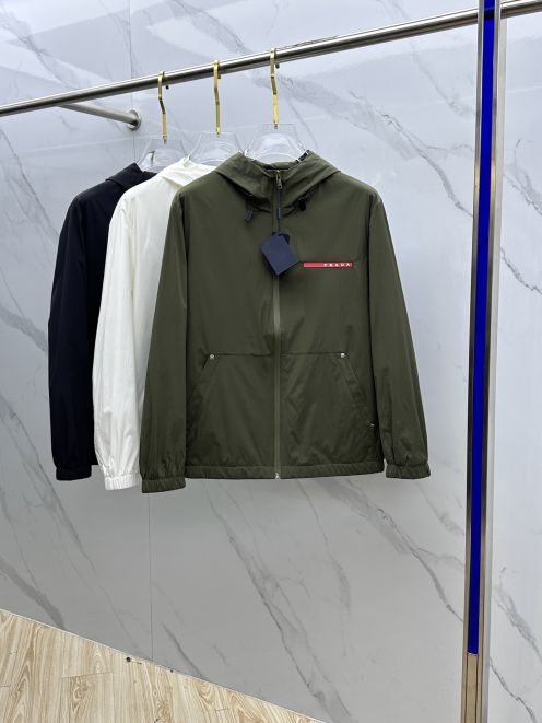 プラダ アウター メンズスーパーコピー ジャケット 防風 トップス フード付き メンズ 軽量 登山 グリーン
