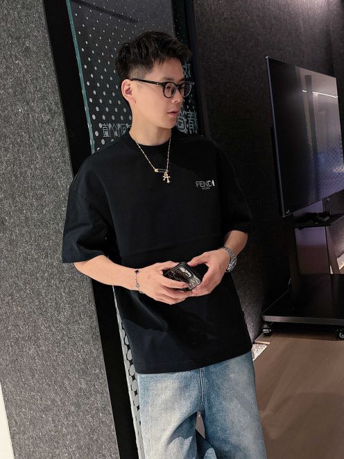 フェンディ t シャツ モンスタースーパーコピー  純綿Tシャツ トップス プリント 柔軟 2色可選