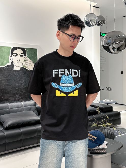 fendi ワイシャツ メンズスーパーコピー 夏服 シンプル  純綿Tシャツ トップス プリント 柔軟 ブラック